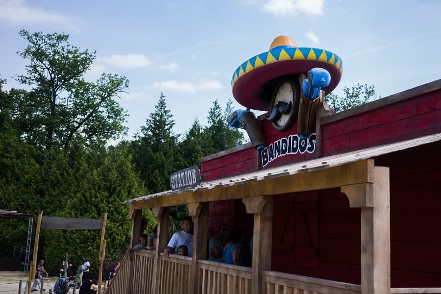 bandidos-01