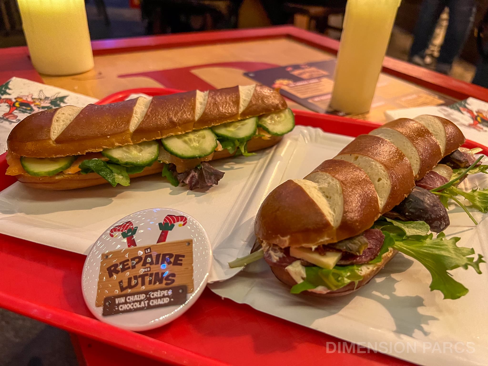 Sandwiches saumon et magret de canard au Repaire des Lutins au Parc Astérix.