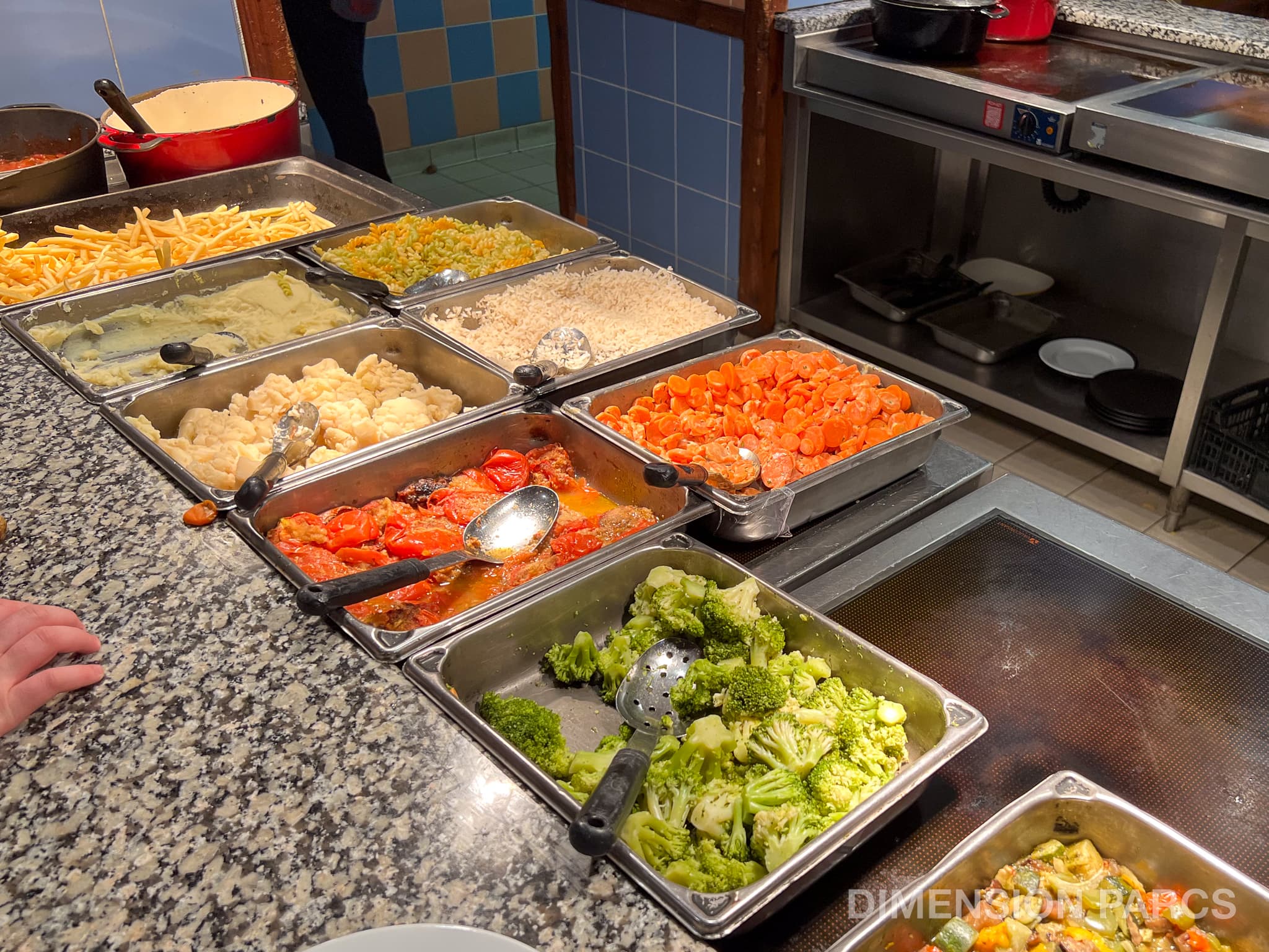 Buffet de légumes au restaurant Le Relais Gaulois