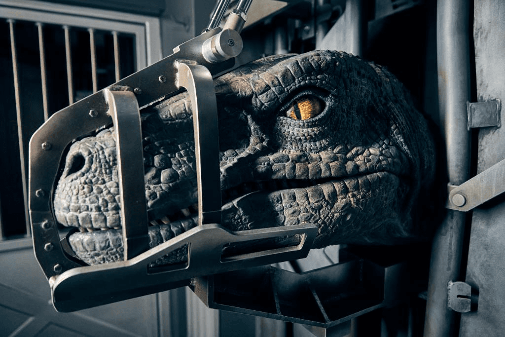 Jurassic World VelociCoaster : dans l’antre des Raptors !